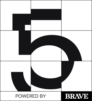 Powered by Brave - biały 2