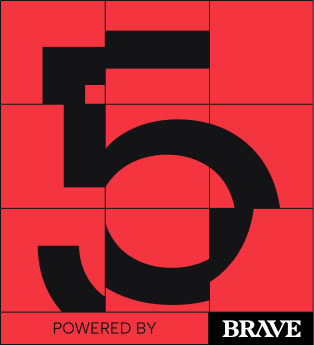 Powered by Brave - czerwony 2
